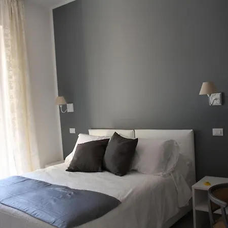 לינה וארוחת בוקר Glem & Breakfast ארנצאנו